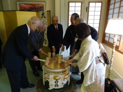 鏡割り