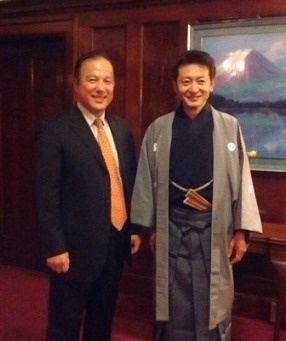 金春流能楽師山井綱雄氏と