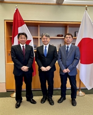 Consul General Takahashi meets with Vancouver Japanese Business Association of Commerce and Industry (KONWAKAI)