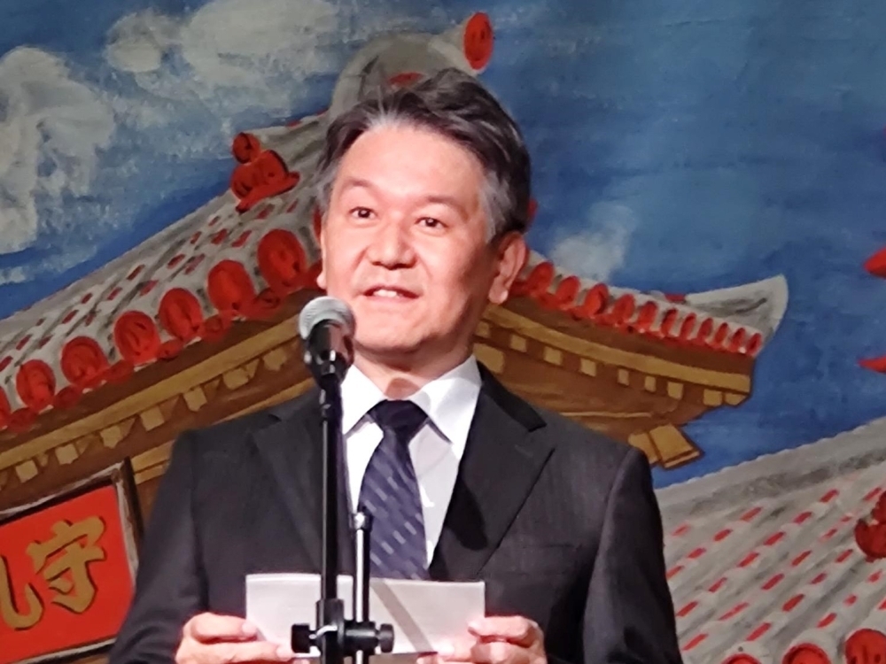 髙橋総領事は、バンクーバー沖縄太鼓主催沖縄県友愛会（沖縄県人会）後援の今回二回目となる沖縄慰霊の日イベント「Ichari-Van Night：響け平和の祈り、つなげ未来へ」においてスピーチ及び黙祷を捧げました。