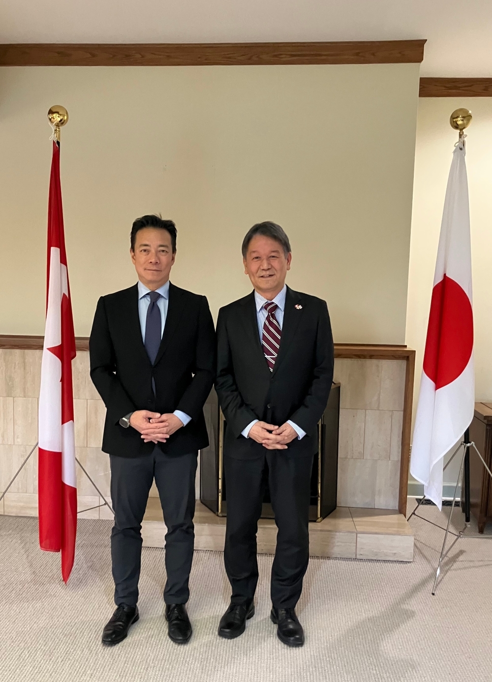 髙橋総領事とケン・シム・バンクーバー市長