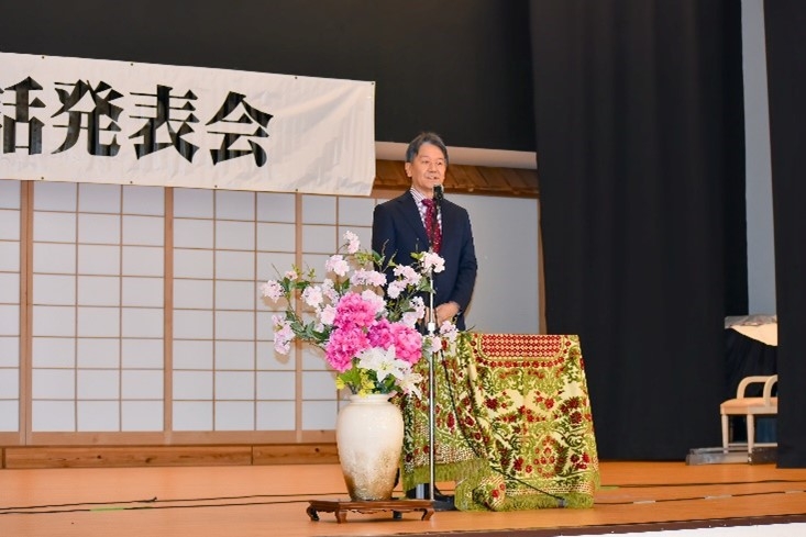 Consul General Takahashi giving opening remarks